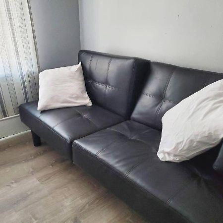 1 Bdrm Apartment With 2 Queen Beds & Small Kitchenette Philadelphia Exteriör bild