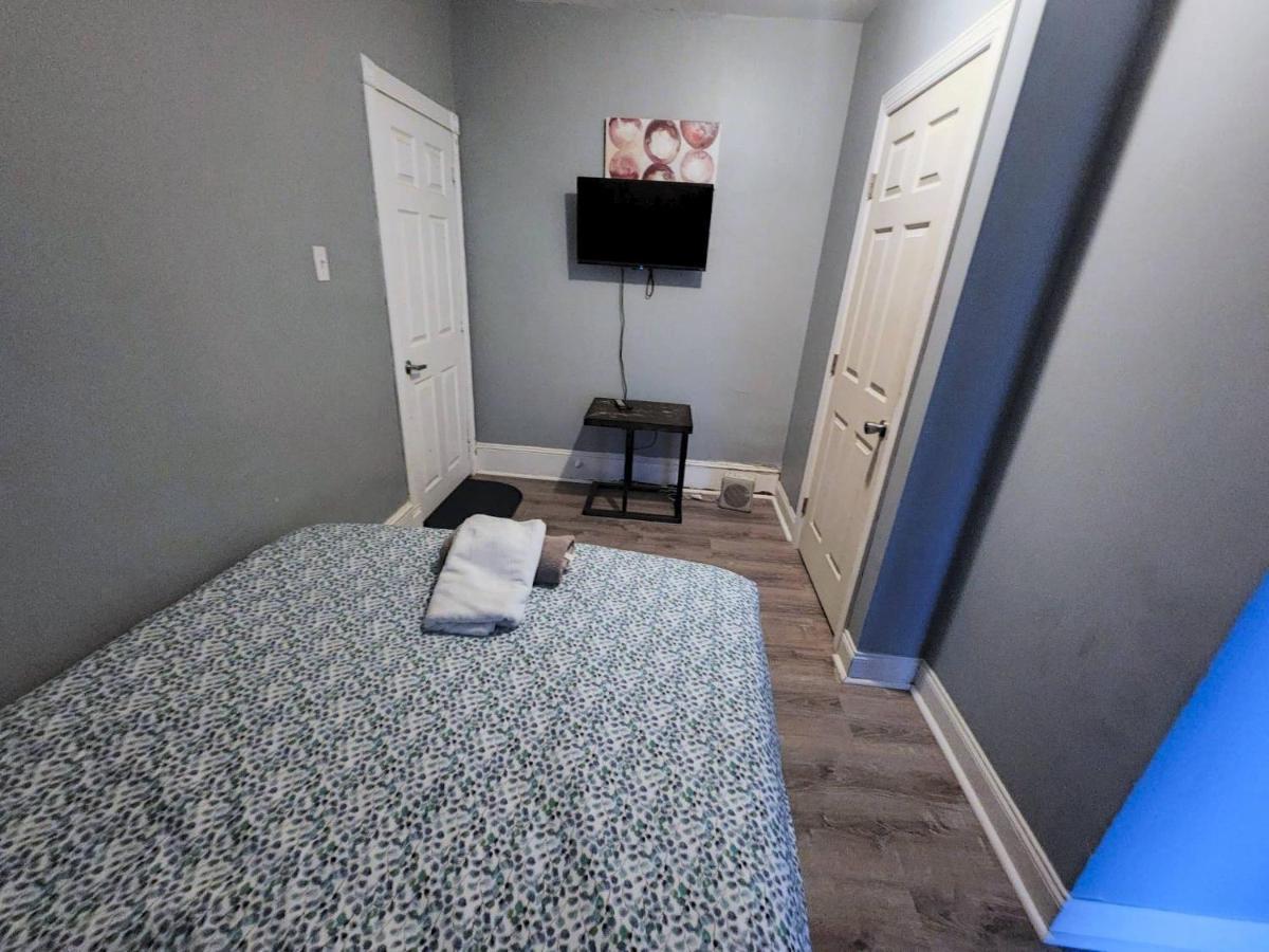 1 Bdrm Apartment With 2 Queen Beds & Small Kitchenette Philadelphia Exteriör bild
