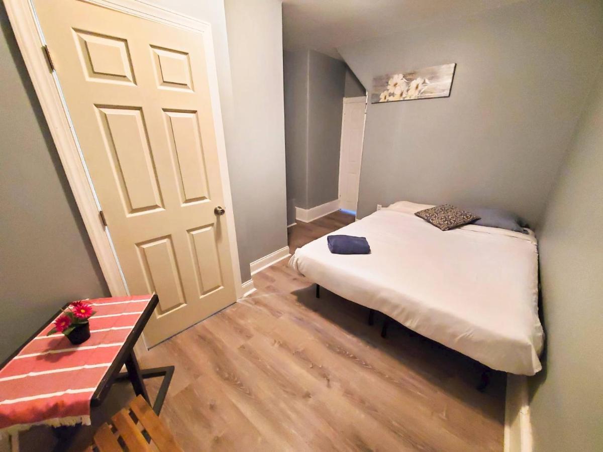 1 Bdrm Apartment With 2 Queen Beds & Small Kitchenette Philadelphia Exteriör bild